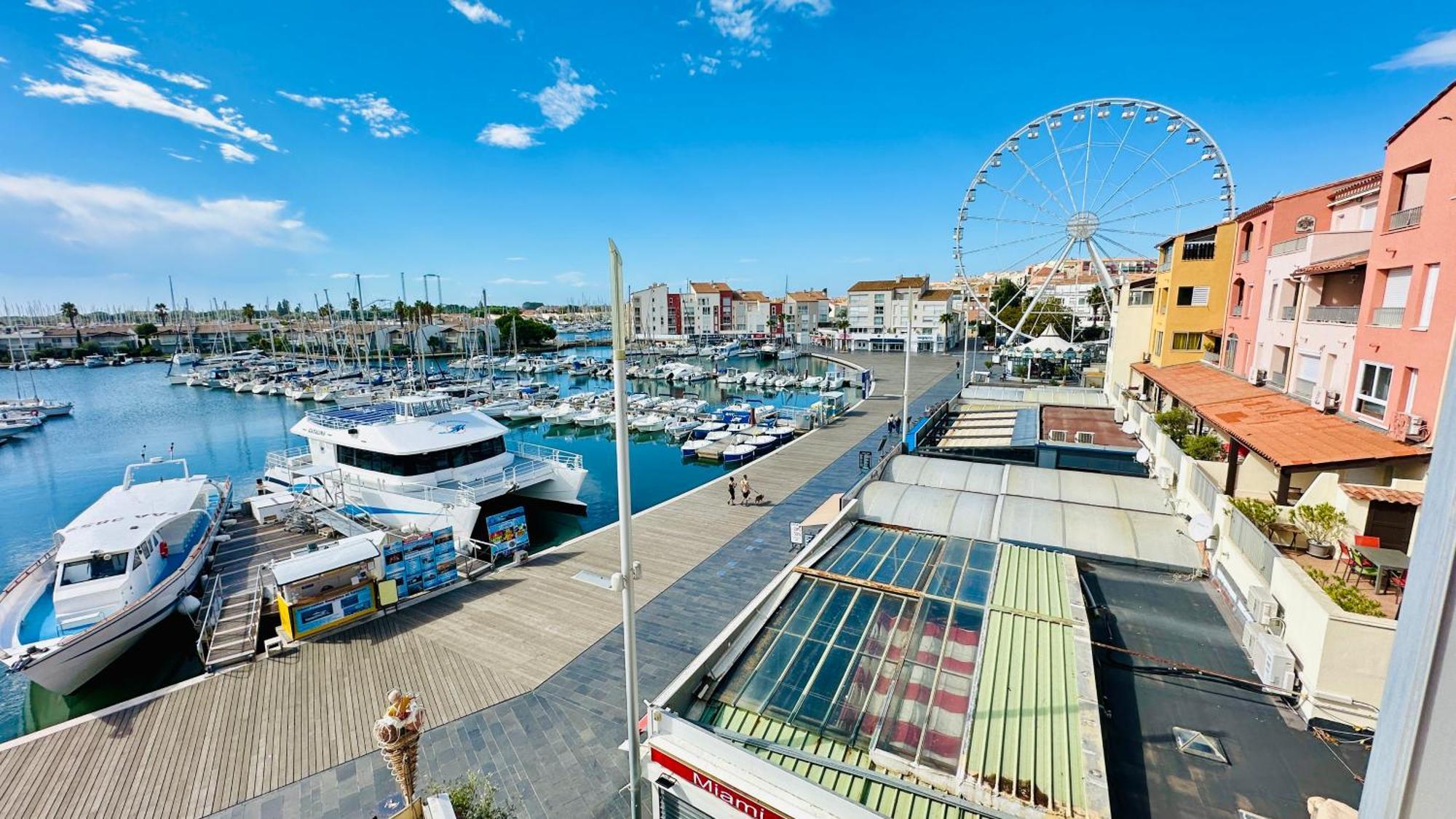 Studio Face Au Port Agde Exterior foto